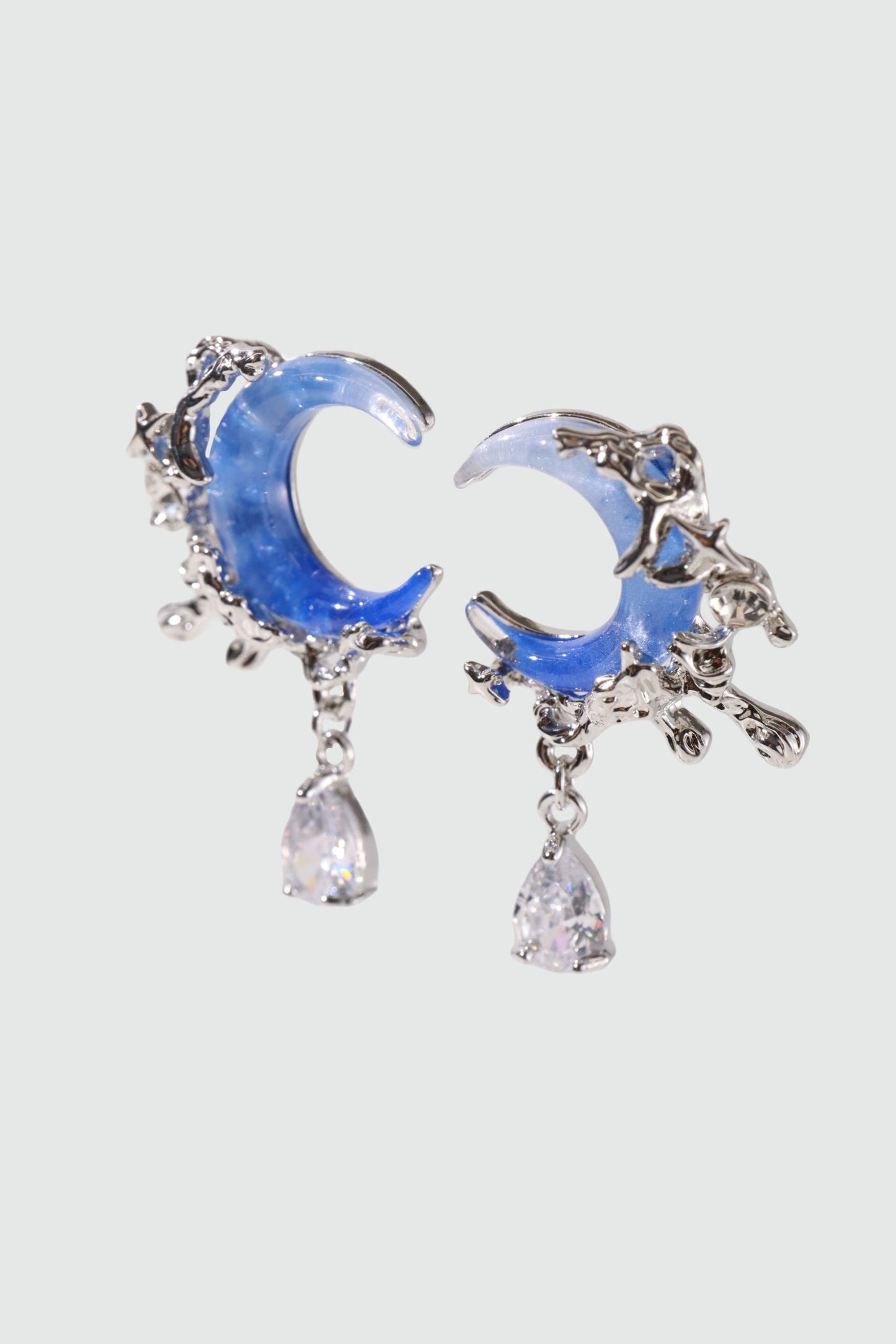 Palladium White Gold Plated Gradient Blue Moon Earrings