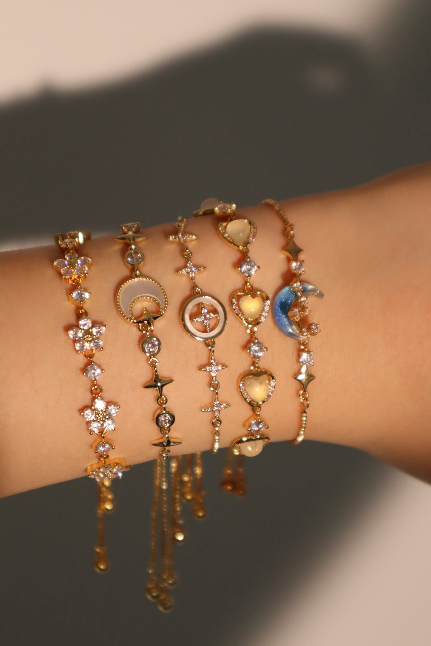18K Real Gold Plated Moonlight Glowing Heart Bracelet