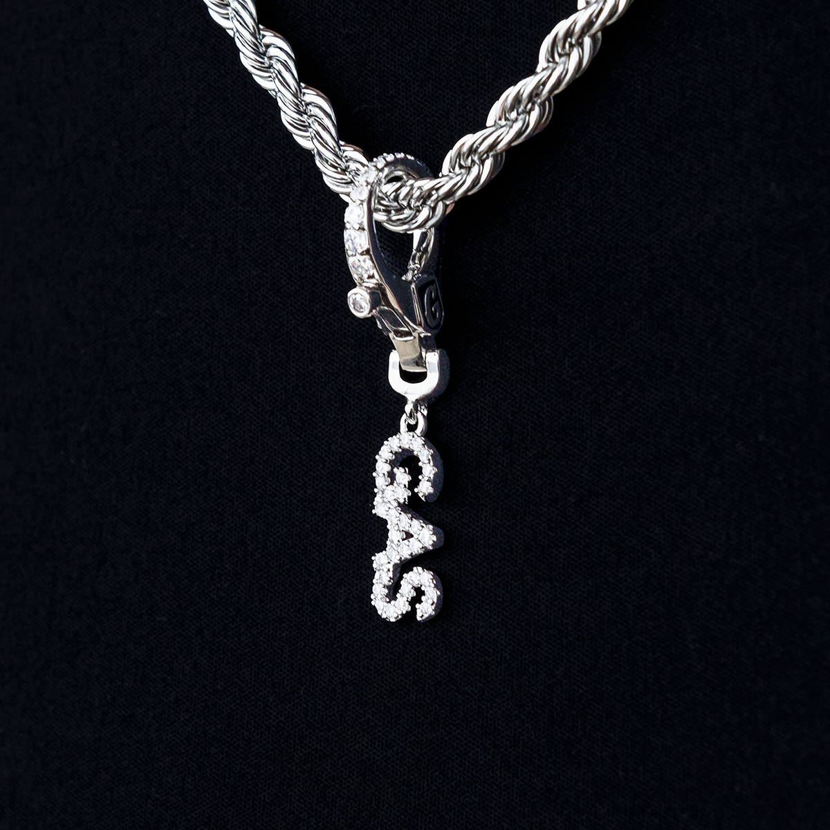 "Gas" Clip On Pendant in White Gold