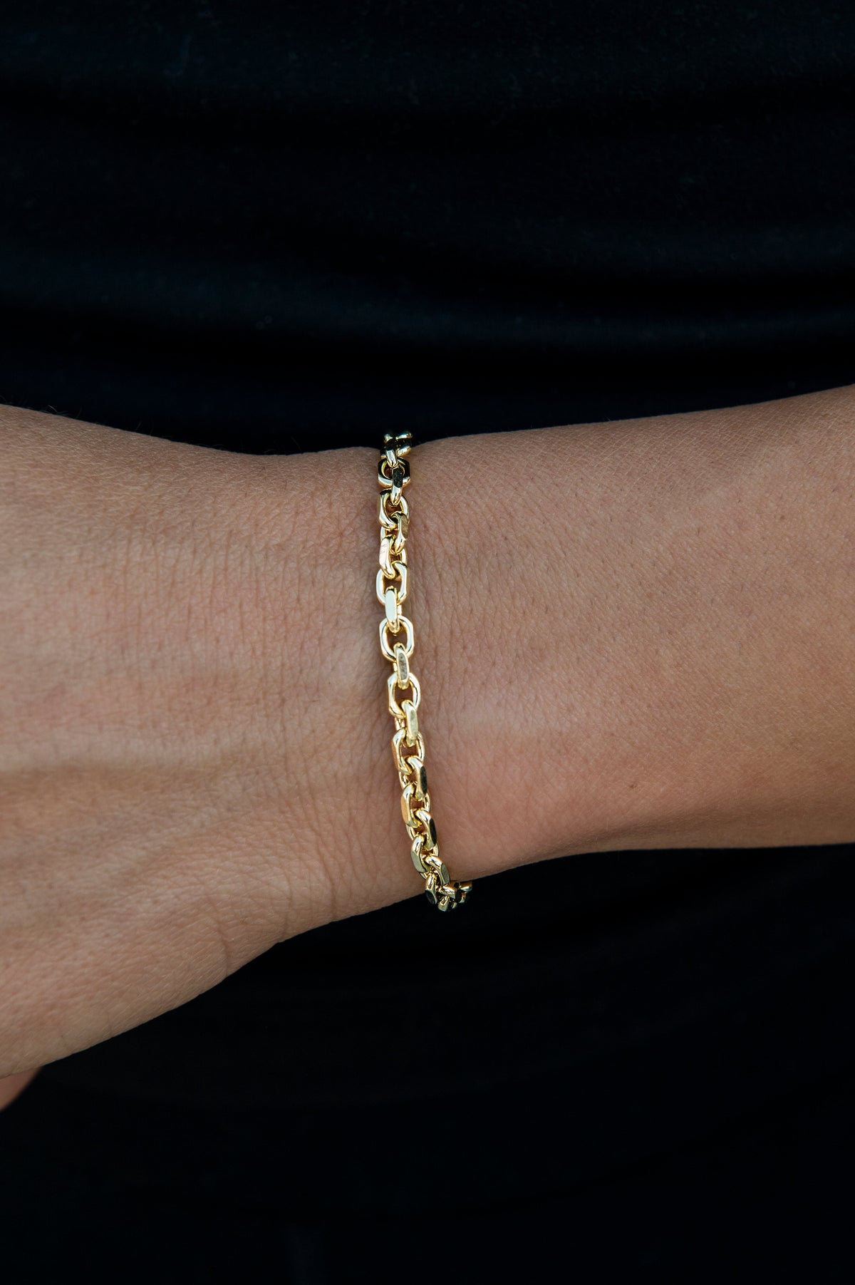 3.6MM Open Box Bracelet in Yellow Gold