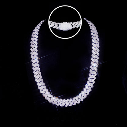 16MM 2-ROW CURVED CLASP BAGUETTE PRONG CUBAN CHAIN