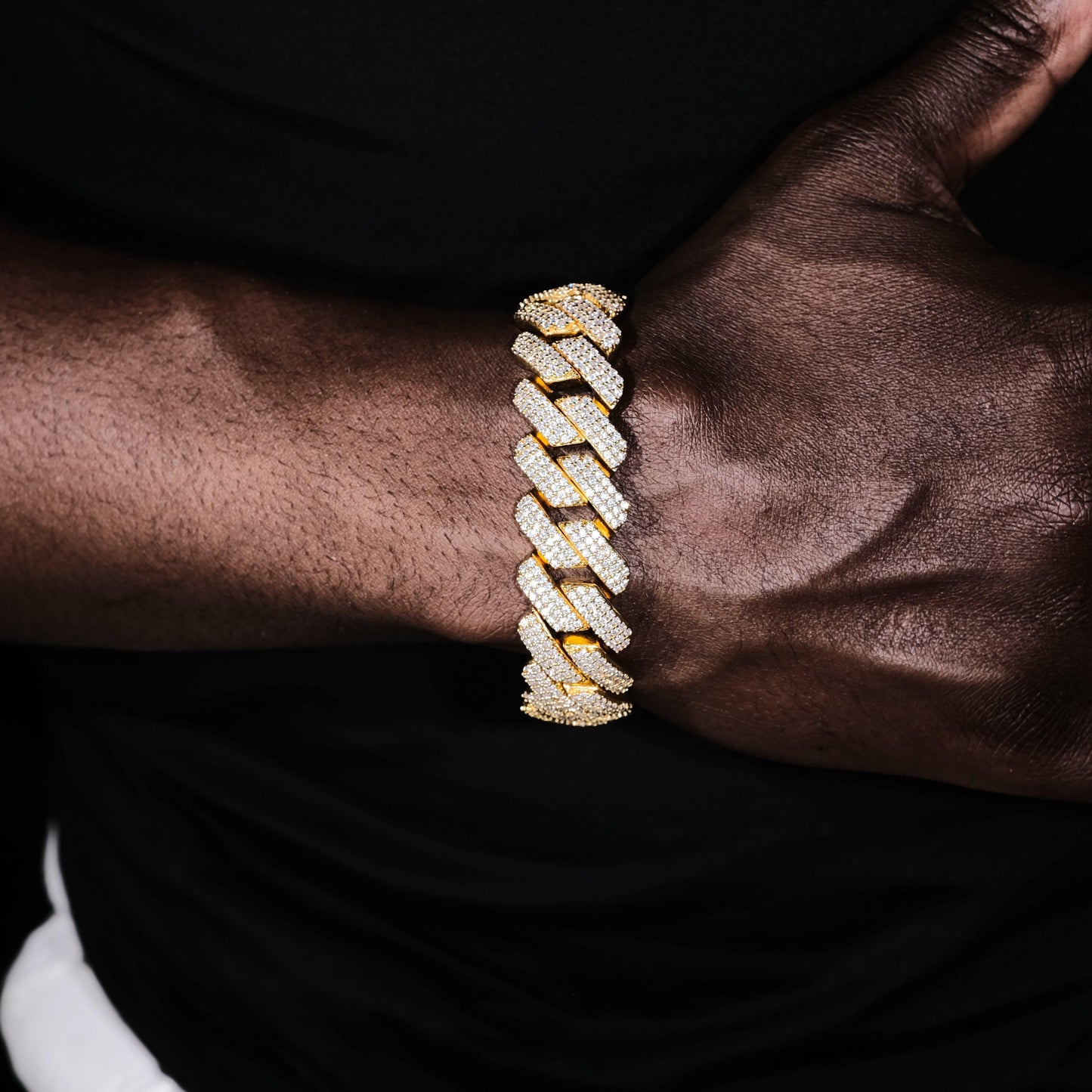 19mm Diamond Prong Cuban Bracelet in 18K Gold