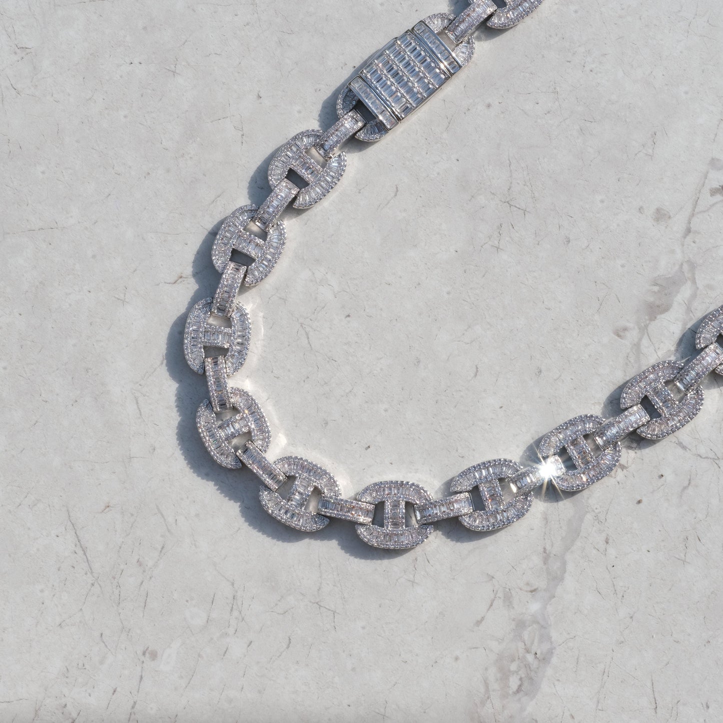 15mm Baguette Mariner Chain White Gold