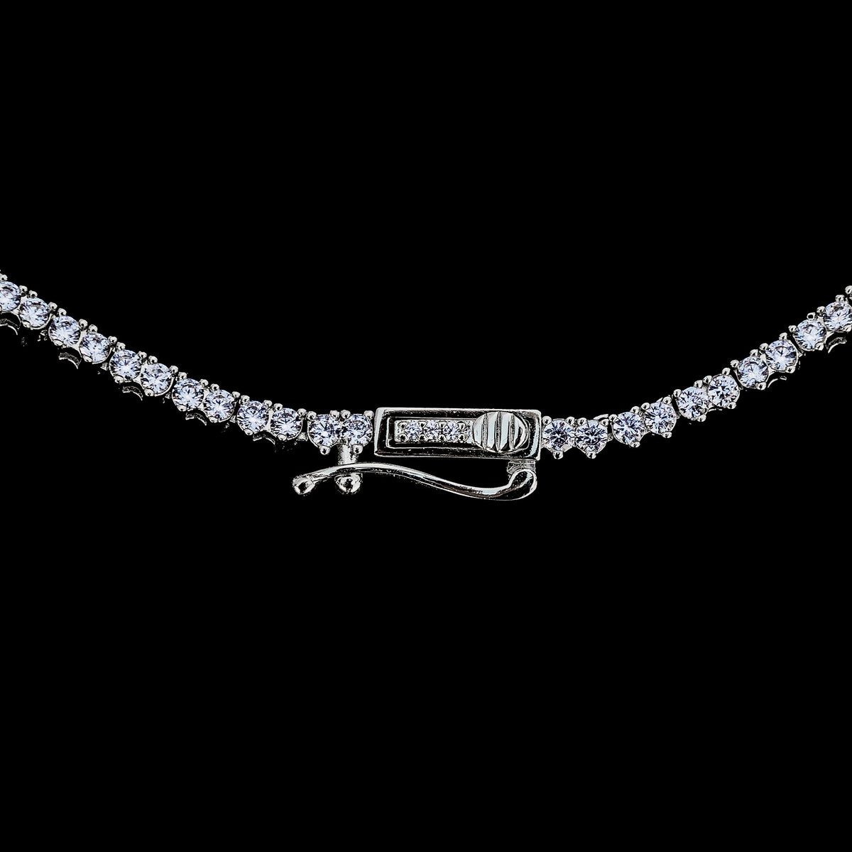 3 Prong Tennis Necklace in White Gold -2mm