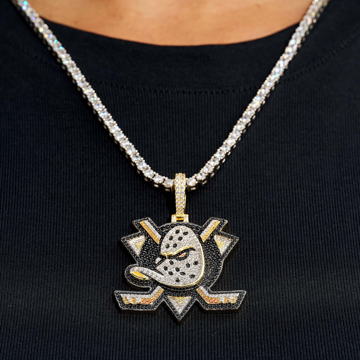 Anaheim Ducks Official NHL Logo Pendant in Yellow Gold