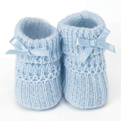 Boys Shoes Knitted with Ribbon Bow One Size — view 4 — handcrafted in Spain — AGÜ Baby