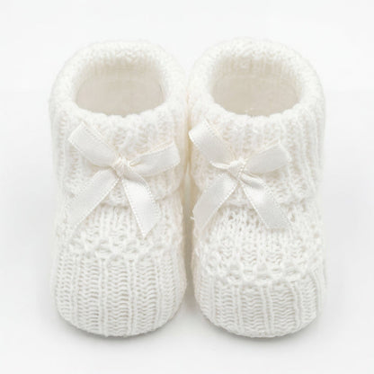 Girls Shoes Knitted with Ribbon Bow One Size — view 4 — handcrafted in Spain — AGÜ Baby