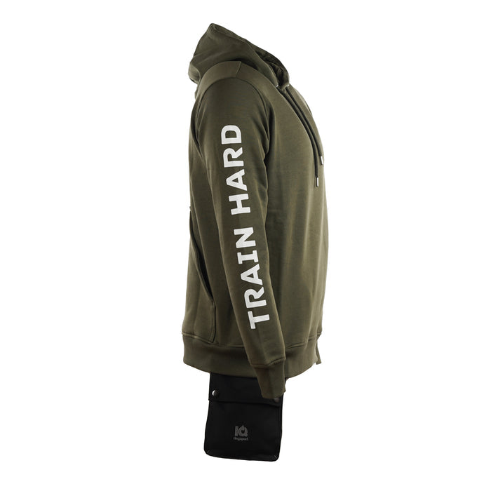 IQ Trainingshoodie „Train Hard. Fight Easy.“ Olive – Detailansicht modulare Futtertasche