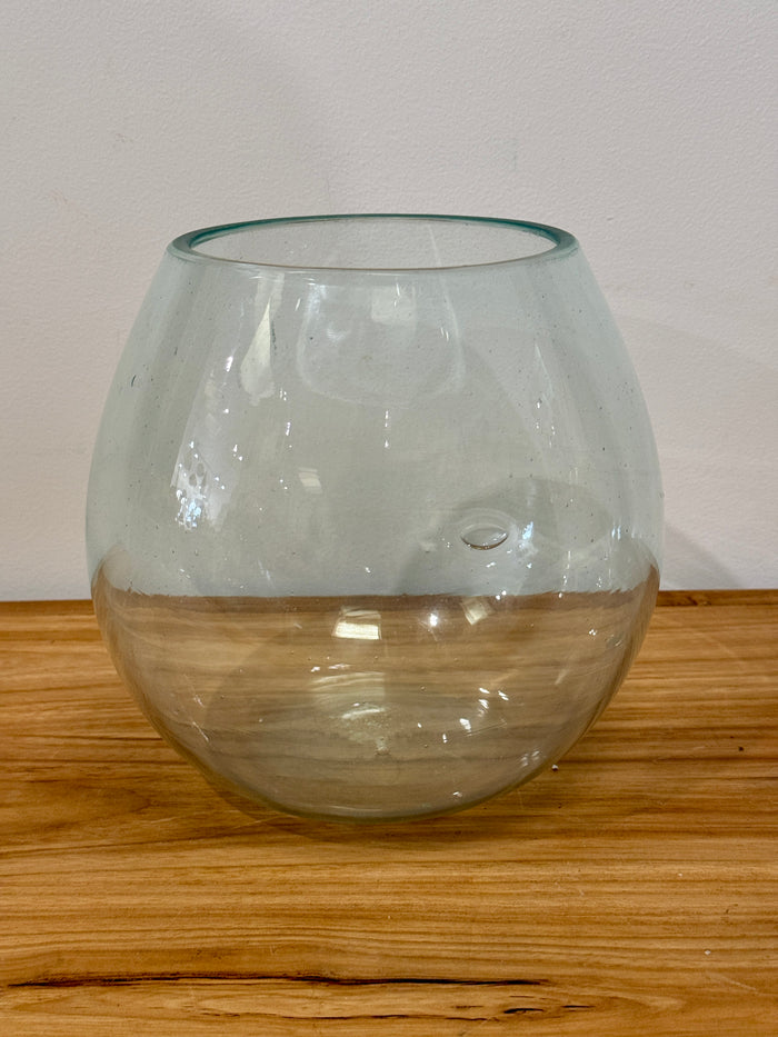 M+H - Organic Glass Vase