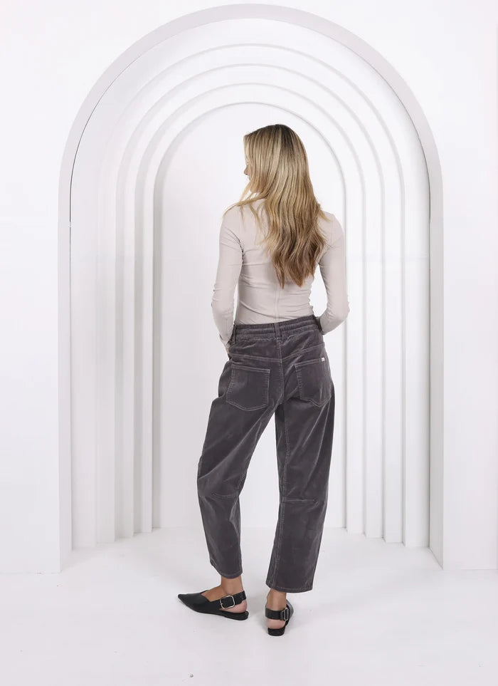 Monaco - Leo Barrel Jeans - Smoke Charcoal - PDN87MJ
