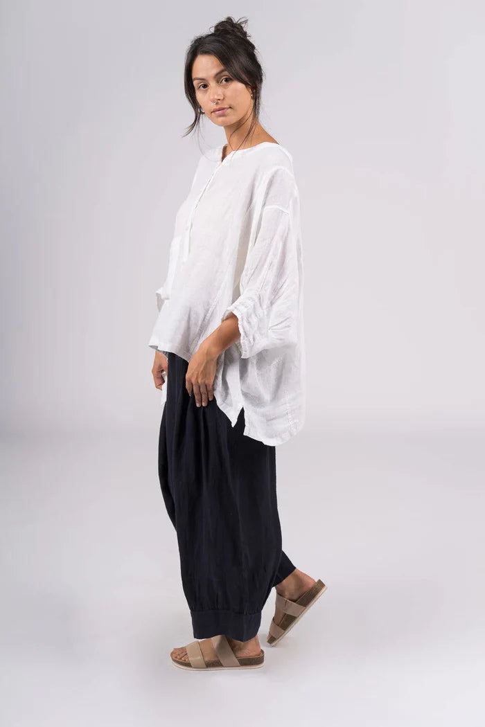 Montaigne - Desi Linen Pants with Back Pockets