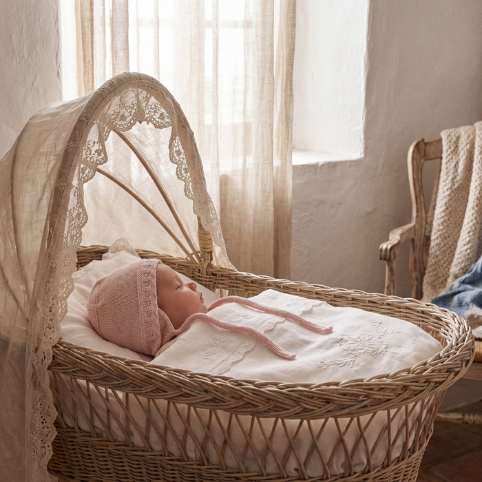Newborn Bonnet