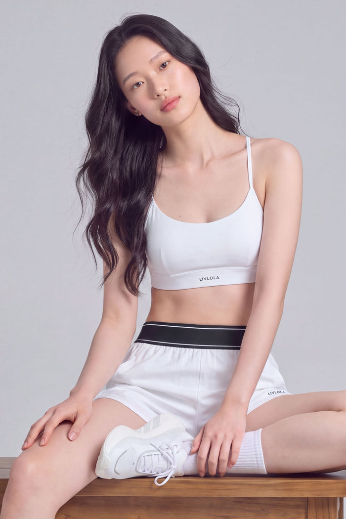 S / White