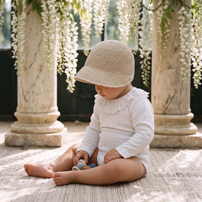White Body with Light Pink Dots Collar — view 2 — handcrafted in Spain — AGÜ Baby